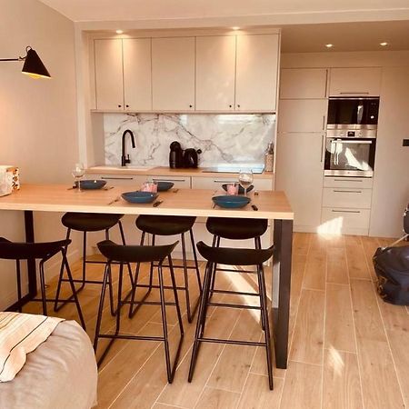 Le Cali, P2 Cabine Dans Une Residence Avec Piscine, Vue Mer Et Parking Prive La Grande Motte Luaran gambar